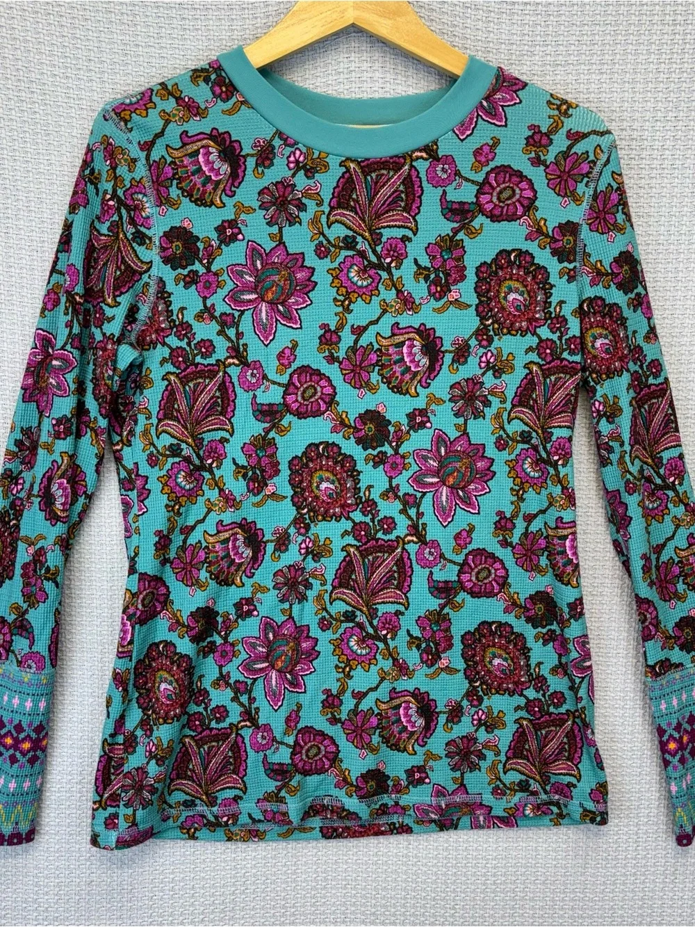 Sundance Thermal Top Womens Large Blue Floral Waffle Knit Button Cuff Sleeve - Picture 1 of 11